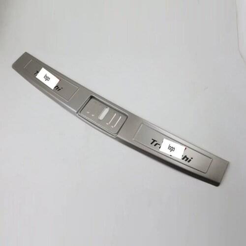 Car-styling stainless steel Car Inner outer Rear Bumper Foot plate For Trumpchi GS8 2017