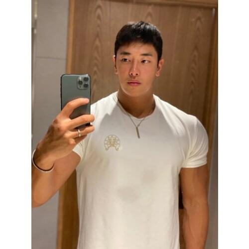 2021 new Cotton Men Short Sleeves skinny T Shirt Gym Fitness Bodybuilding Male fashion Workout Tees Tops Brand casual Clothing