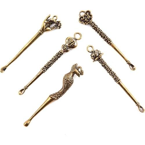 1pc Retro Brass Ear Spoons Portable Ear Cleaning Tool Dragon Ear Pick Ear Wax Remover Curette Cleaner Keychain Pendants