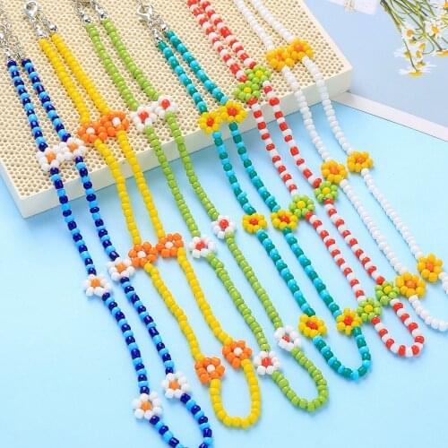 2021 New Trendy Acrylic Beads Daisy Chain Choker Lanyard Flowers Necklace For Women Handmade Neck Jewelry Factory Accessories
