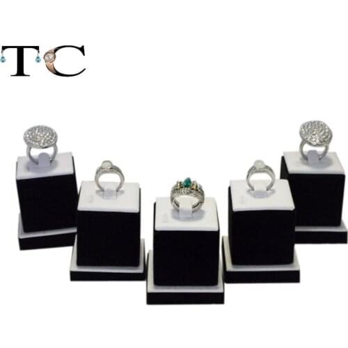 Jewelry Show Wholesale Promotion Jewelry Display Ring Tower 5pcs/lot White and Black Ring Holder Stand