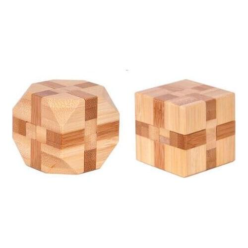 Bamboo Interlocking Burr Puzzle Game Toy Size 4.5*4.5 CM