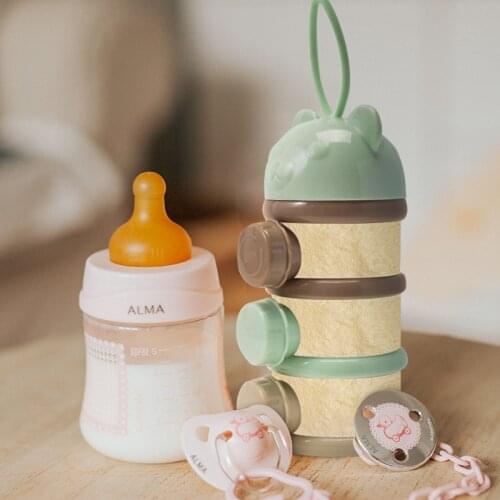 3 / 4 layers Bear Style Portable Baby Food Storage Box Essential Cereal Cartoon Infant Milk Powder Box Toddle Snacks Container