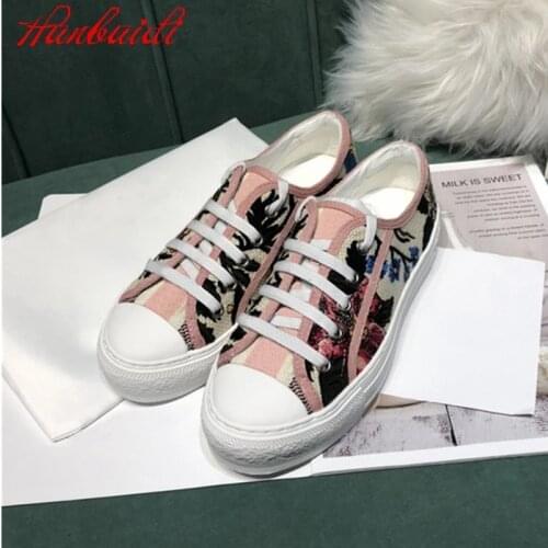 2021 Vrouwen Borduren Flats Sneakers Merk Luxe Canvas Casual Schoenen Dames Designer Lace Up Print Koreaanse Mode Replica Schoen