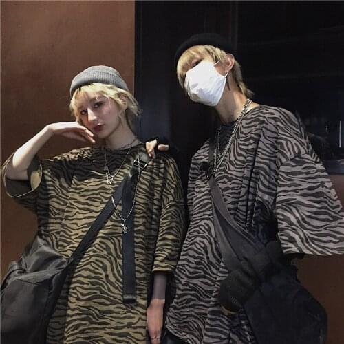 Punk Hip-Hop Leopard Striped T-Shirt Unisex Short-Sleeved Shirt Harajuku Korean Clothes Emo Gothic Clothing Female Streetwear