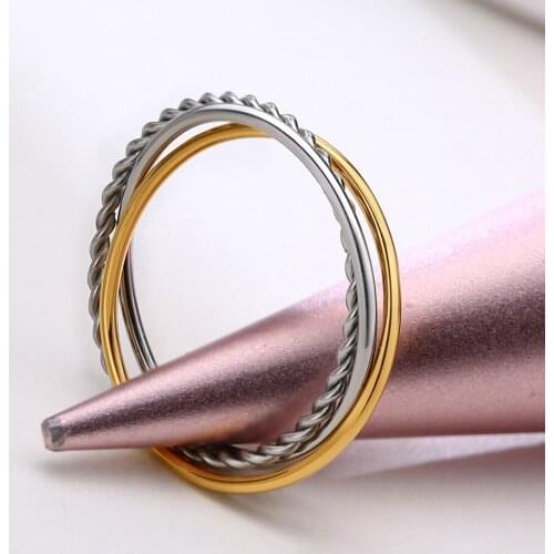 Ann & Snow Wedding Rings