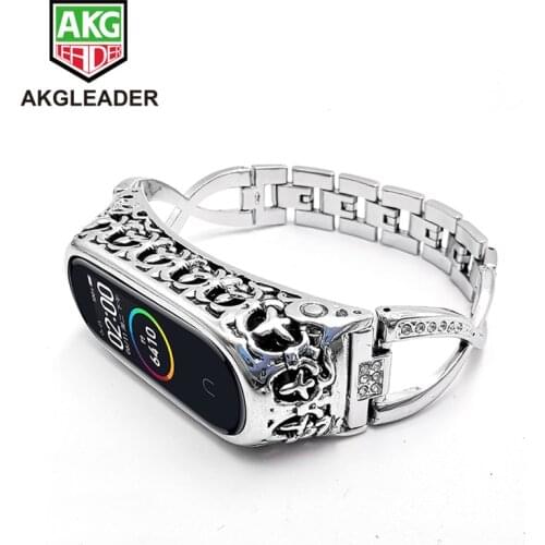 For Xiaomi Miband 4 3 Wriststrap Watch Band Carving Process Cover For Mi Band 4 3 Correas de reloj Womens Bracelet Metal Band