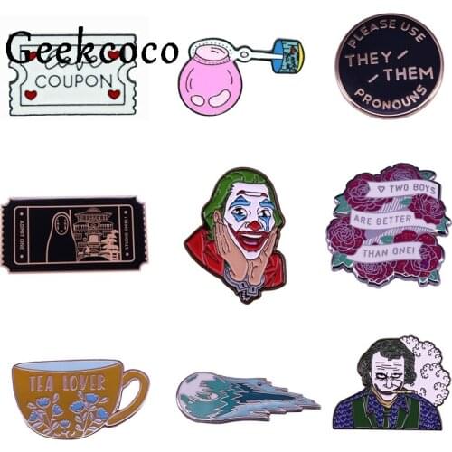 20pcs/lot J1339 Geekcoco Cartoon Horror Movie Characters Enamel Pin Horror Brooch Lapel Pin Denim Jeans Shirt Bag Jewelry Gift