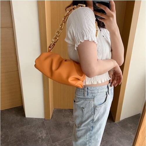 Womens Bag Chain Belt Bag Fashion Versatile Shoulder Bag Cloud Style Handbags Large Capacity Bag Women Female Purse