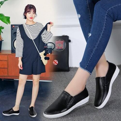 Hollowed White Shoes Womens 2021 New Versatile Slip-on Breathable Leather Soft Soled Flats Loafers