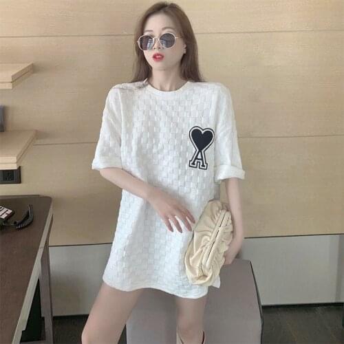 EasyGarment O Neck Short Sleeve Embroidery Heart Letter Foam Oversize Boyfriend T-Shirt for Women
