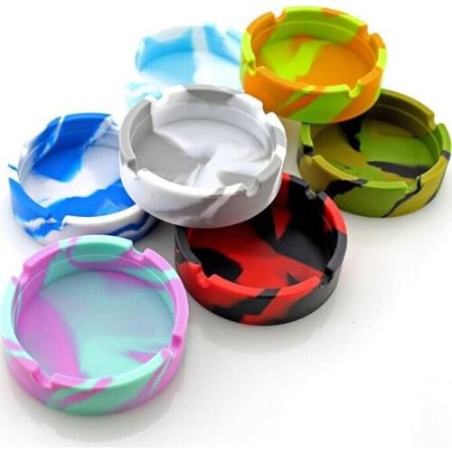 Luminous Silicone Soft Round Ashtray New Fluorescent Smoke Convenient Cigarette Case Drop Creative Ashtrays Smoking Accessories