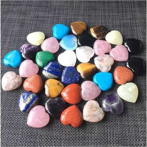 Crystal Heart Natural Quartz Hand Made Gemstones For Healing Reiki