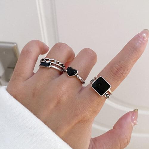 Cool Personality Design Black Finger Rings For Women Geometric Square Love Round Ring Ladies Fashion Jewellery