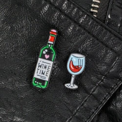 Set of 2 Heart Ice Wine and wineglass Pins Backpack Bags Hats Leather jeckets Decoration Best friends Jewelry Wine lover Gifts