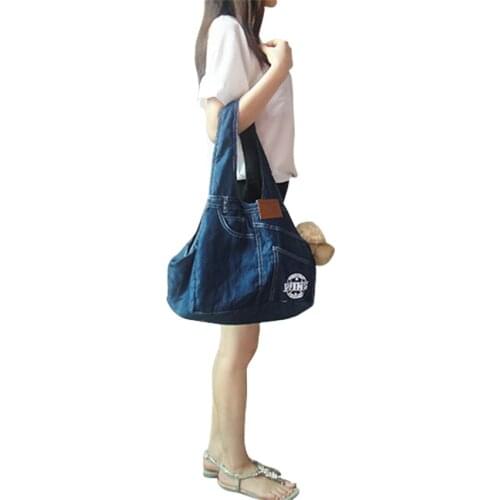 New Denim Pet Dog Cat Carrier Sling Single Shoulder Bag Carrier Bags Front Chest Carrier Outdoor Hands-Free Puppy Travel Bag