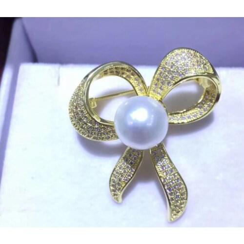 Free shipping >>>>noble jewelry New design 10-11mm Freshwater round Pearl Crystal Bowknot Brooches