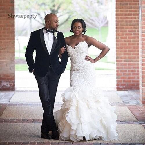 Sexy African Mermaid Wedding Dresses Floor Length Sweetheart Neckline Appliques Lace Ruffle Tiered Skirts Plus Size Bridal Gowns