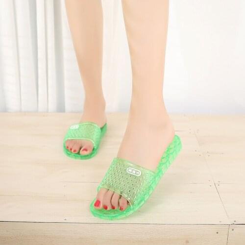 Solid Transparent Jelly Slippers Women Outdoor Casual Massage Home Shoes Colorful Pink Purple Anti slip Bath Green Sandals