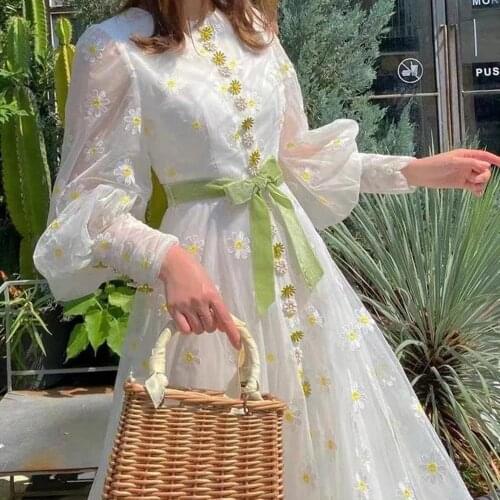 1 Yard Adorable Daisy Flower Embroidered Tulle lace Fabric Floral Net Mesh Fabric For Bridal Wedding Dress Flower Girl Dress