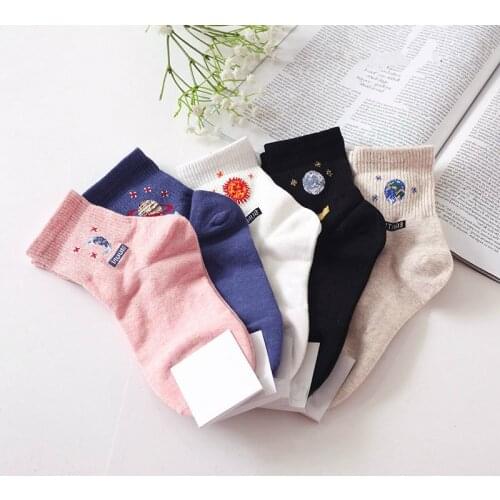 South Korean Harajuku Funny Socks Creative Astronaut Cotton Cute Socks Women Moon Planet Sun Design Tube Meias New Breathable