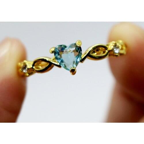 Simple Gold Color Hollow Heart Crystal Rings for Women Girls Fashion Trendy Colorful Zircon Circle Rings Accessories Jewelry