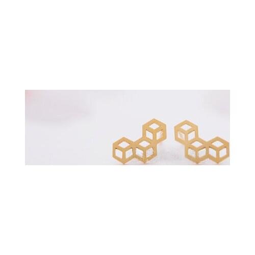 Fashion plane three-dimensional stud earrings,visual three cubes stud earrings for women