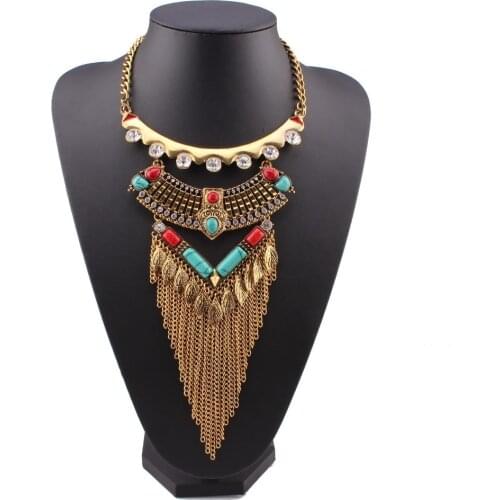 2021 Fashionable Winter New Designs Gold Color Necklace Crystal Alloy Tassel Pendant Leaf Charm Necklace Women