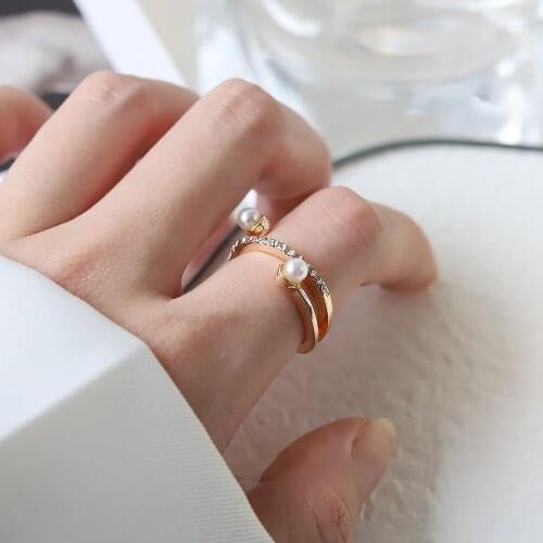 2021 Hot New European and American Ring Three-layer Pearl Ring Retro Fashion Trend Jewelry Punk Metal Ring Woman Gift