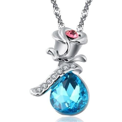 Multi-Color Crystal Rose Flower Necklace for Women Charm Lady Party Clavicle Chain Necklace Ladies Jewelry Gifts
