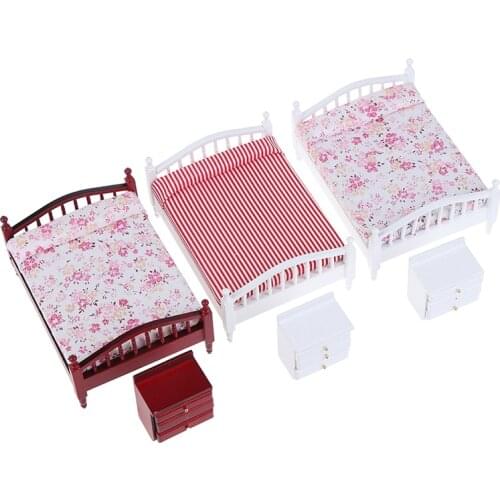 Doll House Mini Furniture Bedroom Micro Scene Model European Style Wooden Fabric Double Bed