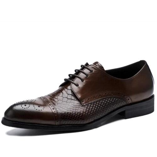 New style pointed toe brogue shoes handmade genuine leather formal carved mens business shoes lace up fashion wedding shoes