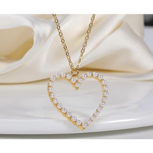 2021 Retro Love Natural Pearl Pendant Female Choker Necklace for Women GirlsParty Jewelry Gold Silver Color Stainless Steel Gift