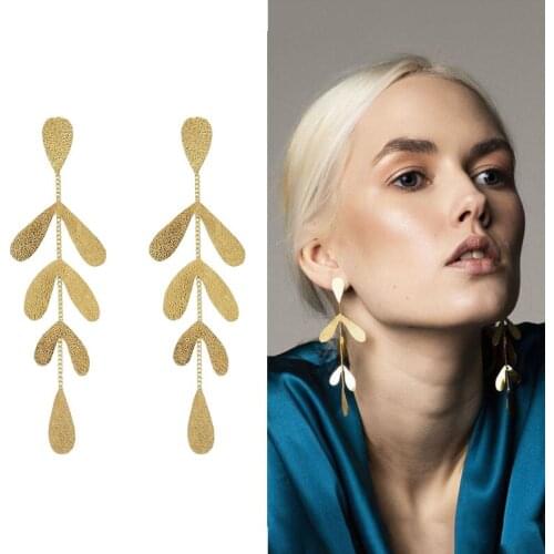 New Trendy Matte Golden Metal Leaves Earrings Chic Jewelry Teardrop Design Willow Leaf Chains Tassel Dangle Earrings