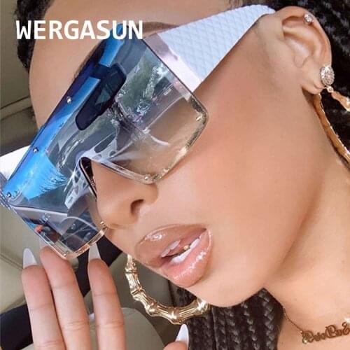WERGASUN 2021 New Square Sunglasses Women Fashion Oversized Metal Frame Vintage Glasses Men Shades Retro Gradient Colors Oculos
