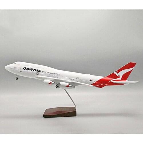 47cm Boeing 747 Australian Airlines With Voice Controlled Light Landing Gear Wheel Civil Aircraft Model Gift Ornaments