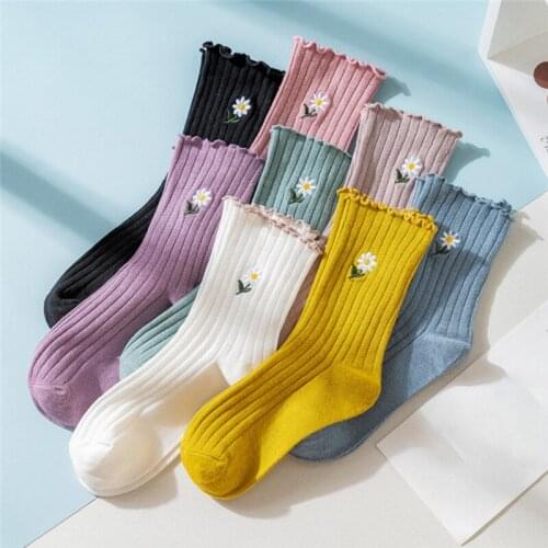 Autumn Womens Tube Socks Side Flower Embroidery Sweet Ruffles Socks Vertical Stripes Pile Socks Harajuku All Match