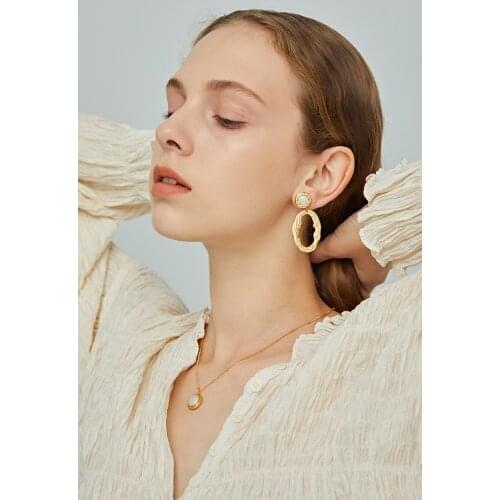 Brass With 18K Gold Real Baroque Pearl Geo Drop Earrings Women Wedding Jewlery Punk Runway T Show Rare Japan South Korean