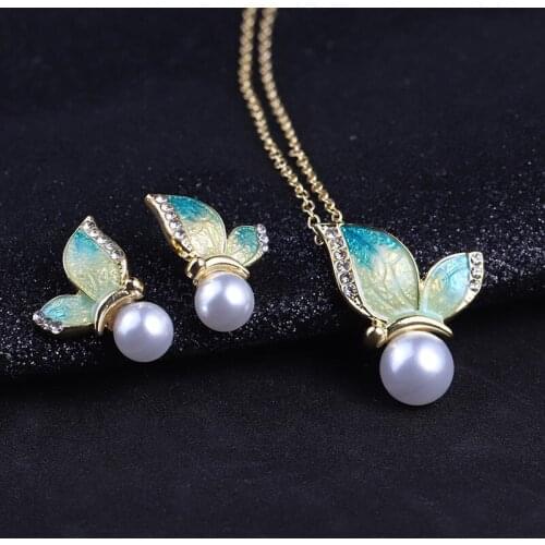 Fashion simple pearl inlaid rhinestone butterfly pearl earring pendant necklace jewelry set bride wedding jewelry party gift