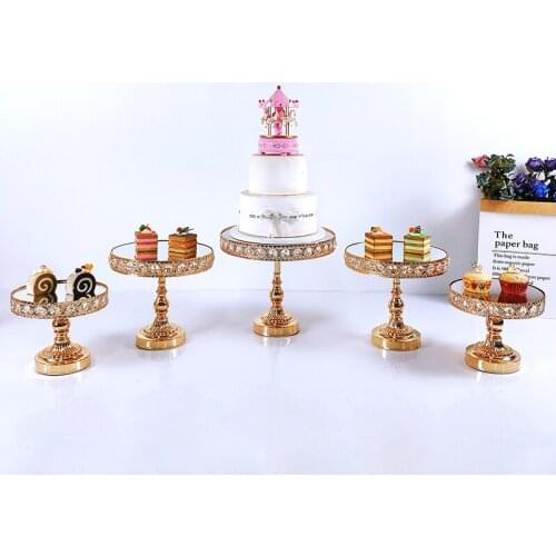 Crown Silver Wedding Display Cake Stand Cupcake Tray Tools Home Decoration Dessert Table Decorating Party Suppliers