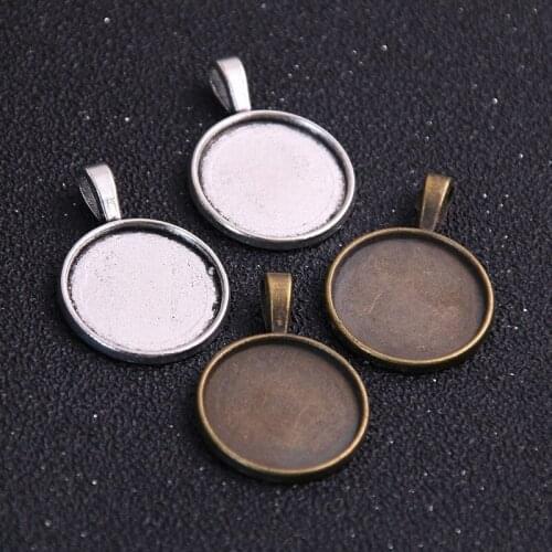 4pcs 20mm Inner Size Round Cabochon Base Setting Antique Metal Alloy Cameo Classic Necklace Findings Jewelry Accessories