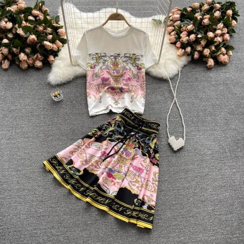 M-XXL Suit Womens Summer Dress 2021 New Short Sleeve T-shirt Womens Design Sense Minority Print Skirt Two Sets