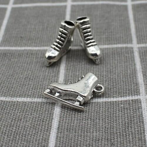 Lidavi Vintage Pendants