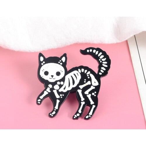 Halloween Skull Skeleton Animal Cat Pins Rib Transparent Brooches Enamel Lapel Pin Denim Jackets Collar Badge Jewelry Wholesale