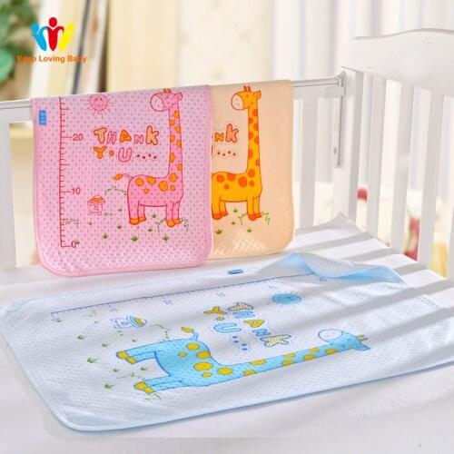 Dropshipping Baby Nappy Changing Pad Giraffe Portable Washable Compact Travel Nappy Diape Mat Waterproof Mattress Bed Sheet