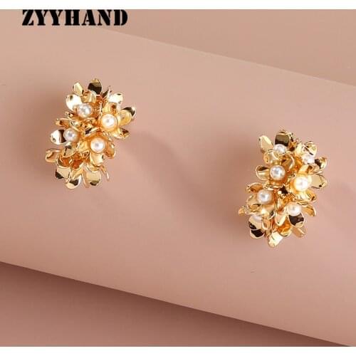 Gold-Color Alloy Pearl Flower Stud Earring Women Casual Floral High Quality Girl Party Romantic Jewelry