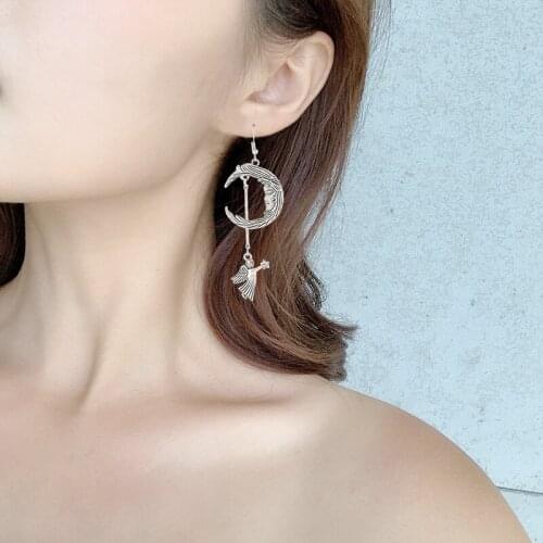 2019 Fashion New Earrings Korean Punk Retro Moon Angel Cross Combination Long Ladies Earrings Wholesale Asymmetrical Earrings