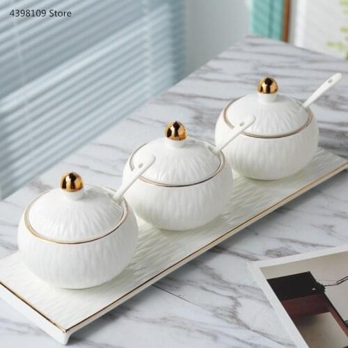 Jingdezhen seasoning jar creative kitchen supplies seasoning box salt pot European ceramic seasoning bottle three-piece suit