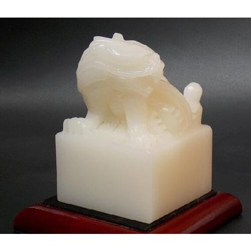 Dragon turtle seal Jade bottom length and width 8 cm pure hand-carved gratis certificate free engraving