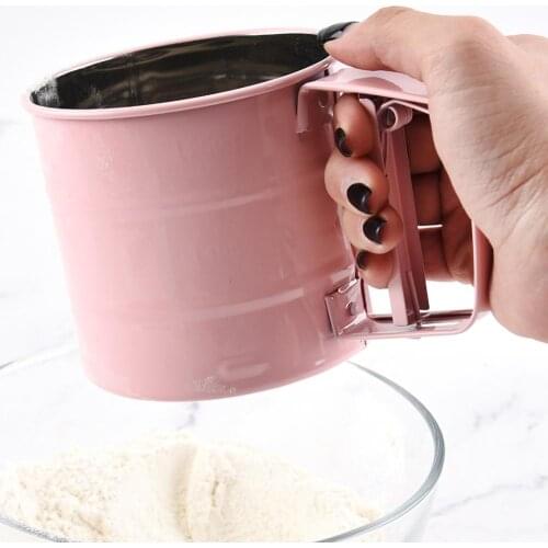 Handheld Flour Shaker Stainless Steel Mesh Sieve Cup Powder Flour Sieve Icing Sugar Bake Pastry Tool Hand-pressed Sifters